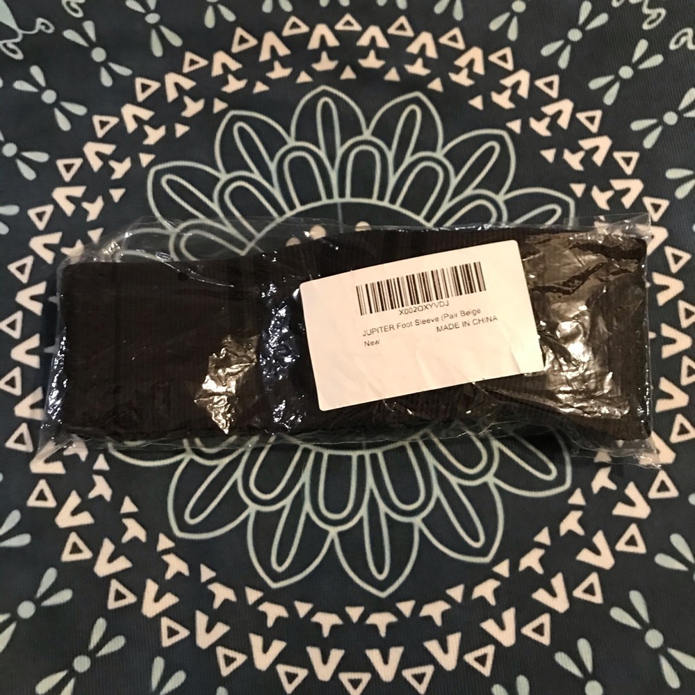 Foot Compression Sleeves & Wraps - Picture 6 of 7